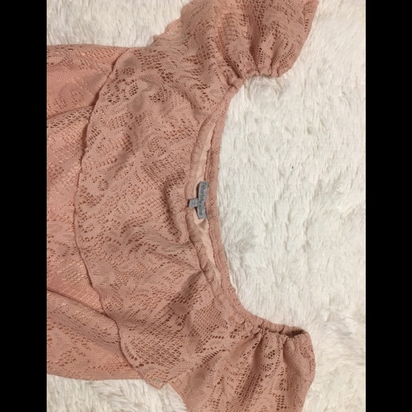 Cute summer crop top! - Picture 2 of 3